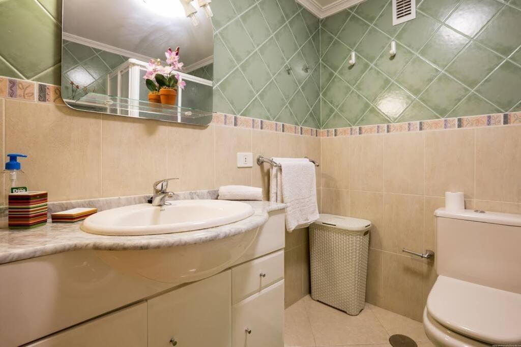 First Line Beach Apartment Пуерто-де-ла-Крус Екстер'єр фото